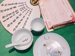 餐具摆设-誉八仙茶室酒楼(新天地店)