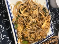 -八两八金·莱芜特色炒鸡(市南漳浦路店)