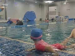 -蓝旗亲子游泳(范湖万达广场店)