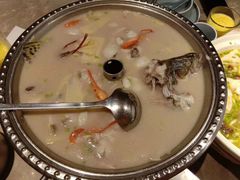 -四川小胡子海鲜(丁村万人海鲜广场店)