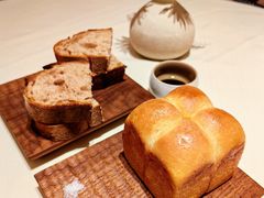 酸面包-The Pine 松涧