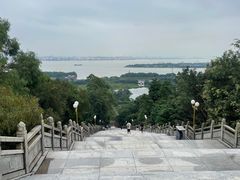 -广州莲花山旅游区