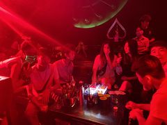 -MEGA PARTY CLUB