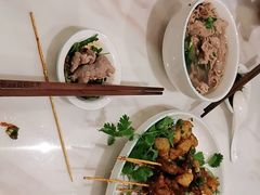 -犇逸·乐山跷脚牛肉·四川现炒(览海店)
