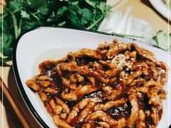 -关东小磨东北菜(上海长风大悦城店)