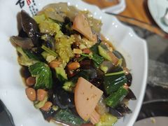 -人民公社铁锅炖·东北菜(卫国道店)