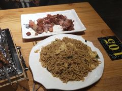 -喝丢一只鞋海鲜烧烤·海肠捞饭(文体街店)