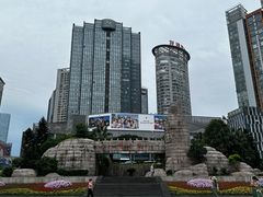 -观音桥步行街