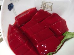 鲜鸭血-和兴记潮汕牛肉火锅(太原街万达店)
