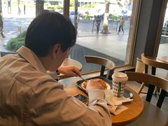 -星巴克(人民公园店)