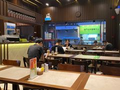 大堂-阿维斯咖啡(镜湖店)