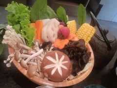 -湊湊火锅·茶憩(打浦桥日月光店)