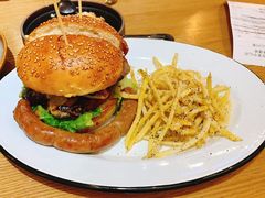 德国盘肠汉堡-HELLO 27 意面·沙拉·帕尼尼