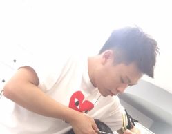 点击看大图 -八佰伴8008星级形象店