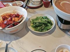 -湘西小馆(滨河路店)