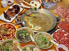 -大众跷脚牛肉馆·非遗传承单位(峨眉山店)