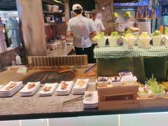 -曼格活海鲜·牛排自助(光明蓝鲸店)
