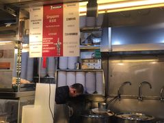 -亚王咖喱鸡米粉面