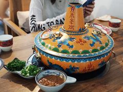 -毛辣果·贵州红酸汤牛肉火锅(西单店)