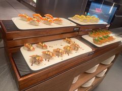 -牛YO寿喜烧·铁板烧和牛火锅自助(市府恒隆店)