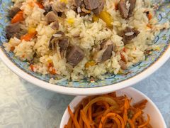 -汗腾格里·风味餐厅(新疆驻京办店)