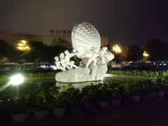 -人民广场