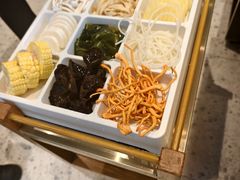-一席地·本地鸡窝·杭帮鸡火锅(萧山银隆百货店)