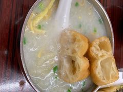 -陈老添美食店(宝华路店)