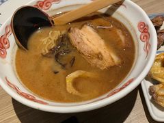 -小山日本料理(兴业太古汇店)