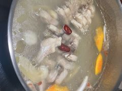 -椰子湾·海南火锅·糟粕醋·椰子鸡(正大广场店)