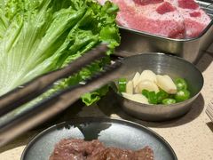 -蚂蚁洞·烤肉大营地(上海静安大悦城店)