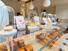 -VERIE BAKEHOUSE