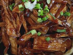 -老牌坊鲁菜名店(美莲广场店)