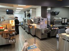 -麦当劳(伟城广场店)