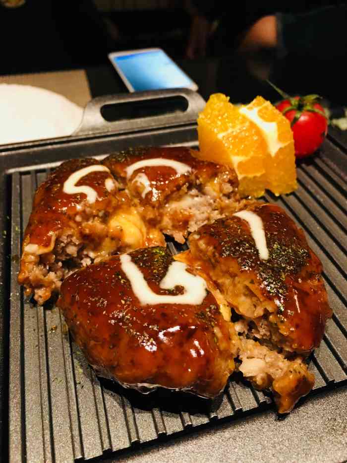 花藤屋(阳光西路店)-"和小伙伴来聚餐 位置在菜场边上 进来和包.