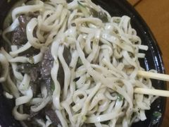 烧椒皮蛋牛肉拌面-拌面小当家