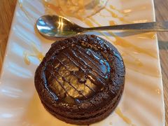 -玛格萝妮(汇智国际商业中心店)