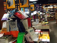 -西西弗书店&矢量咖啡(凯德晶萃广场店)