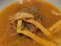 -巢爷老味(东方红店)