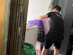 -安东易迷你仓自助寄存仓库(淞虹路店)