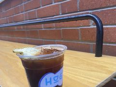 -HUGS coffee(东区店)