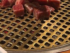 -唯成•韩国炭火烤肉 유성고기