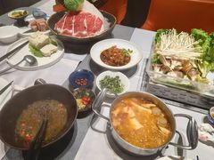 -红鼎豆捞·非遗鲍皇汤火锅(宝丰路店)