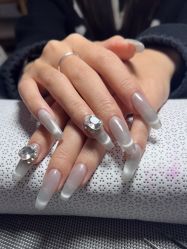 -星辰·新中式美甲美睫工作室