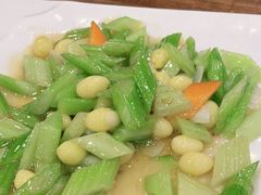 -清真·玛丽亚新疆菜主题餐厅(浙江中路店)
