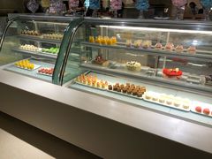面包甜点陈列柜-荟星庭西餐厅(天府丽都喜来登饭店)