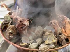 山海关特色荤锅-一口猪海鲜浑锅·东北家常菜