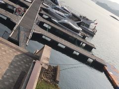 -千岛湖希尔顿休闲艇俱乐部