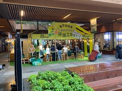 -瑞虹新天地月亮湾