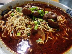 红烧肥肠小面-丁丁猫重庆小面(徐州路店)